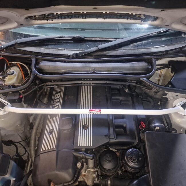 BMW E46 COMPACT FRONT STRUT BRACE